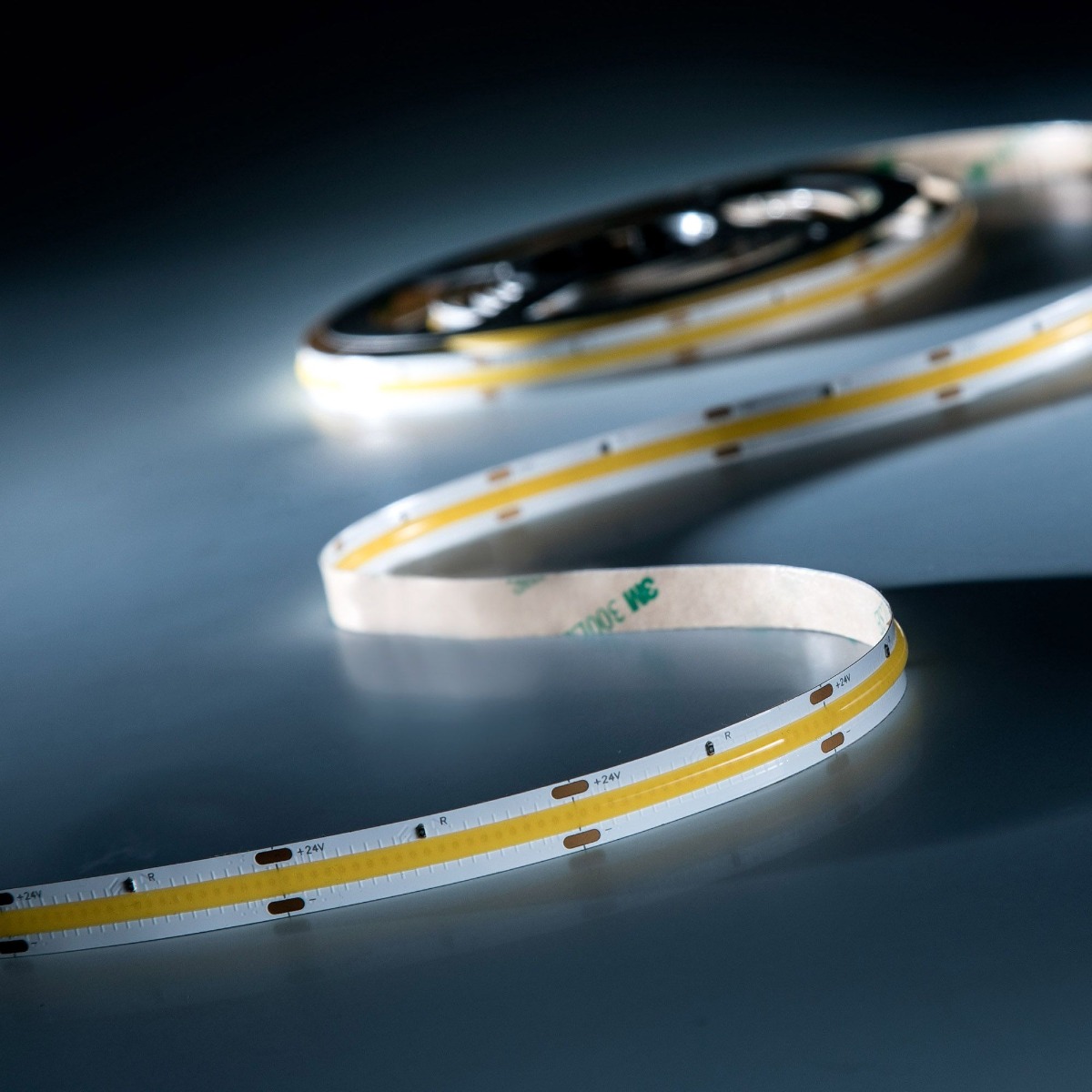 LumiFlex1080 COB LED Strip with continuous light warm white CRI90 3000K 4200lm 24V 16ft/5m reel (256lm/ft and 2.7W/ft)