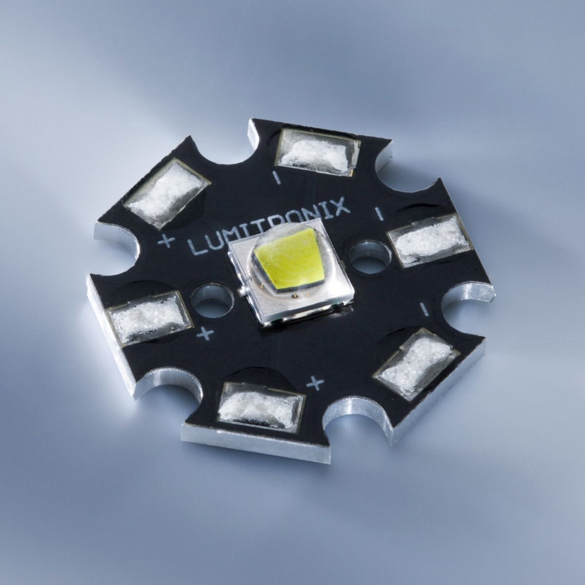Prestigefyldte disk Erobrer Lumistrips Cree XM-L 2 U2, white LED, 1198 lm XMLBWT-00-0000-0000U2051 Star  PCB|68632
